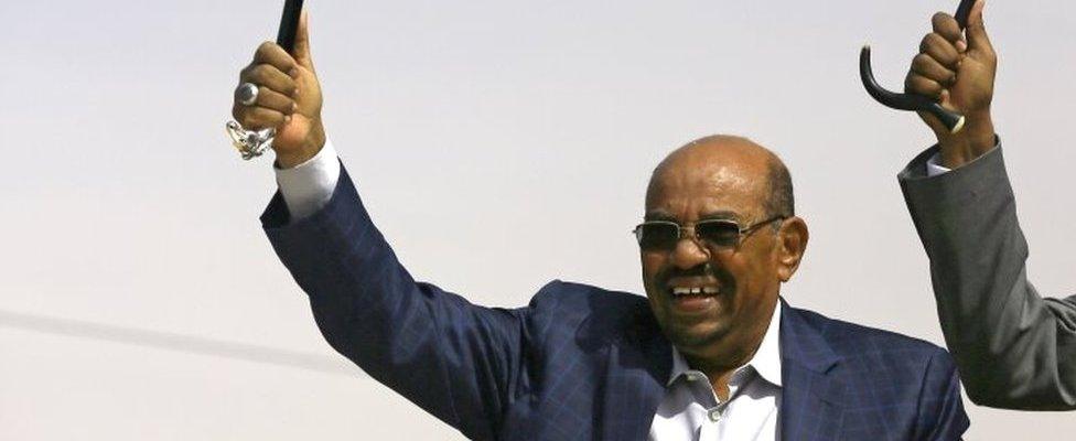 Sudanese President Omar al-Bashir in north Darfur (01 April 2016)