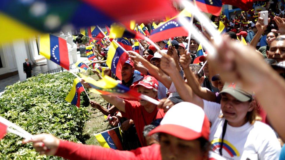 Supporters of Venezuela's President Nicolas Maduro's government demonstrate before the first session of the constituent assembly in Caracas, Venezuela August 4, 2017