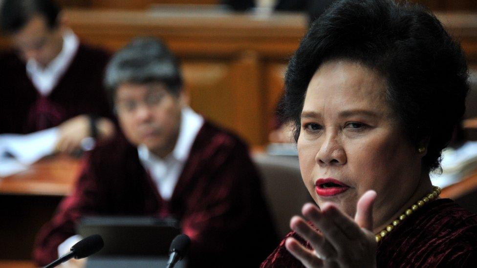 Miriam Santiago speaks during a trial at the Senate in 2012