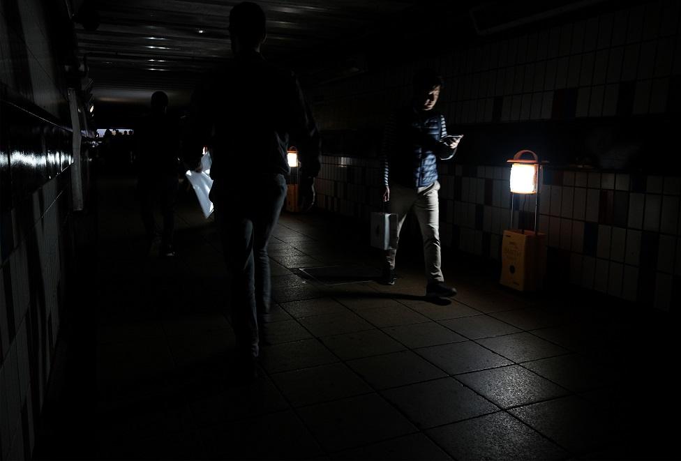 Power cut affected Clapham Junction train station