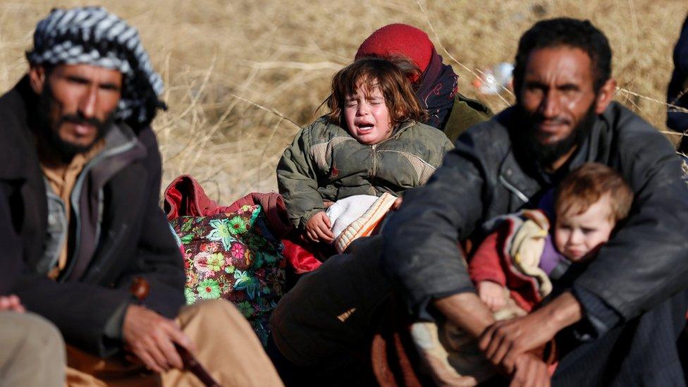 Displaced Iraqis east of Mosul (27 December 2016)