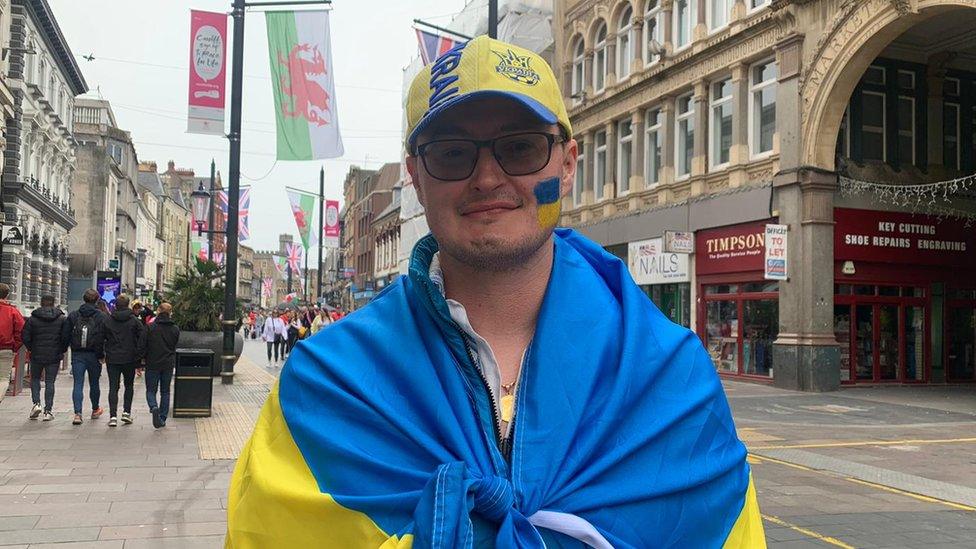 Ukrainian fan