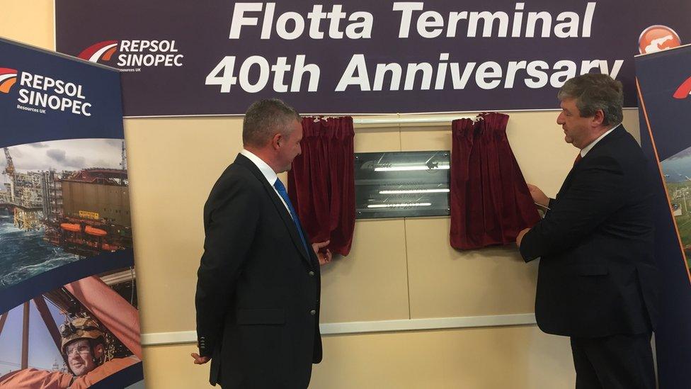 Plaque unveiling