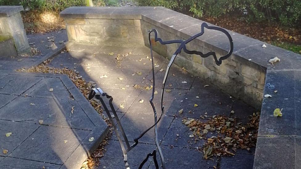 Damaged artwork at New Elgin War Memorial