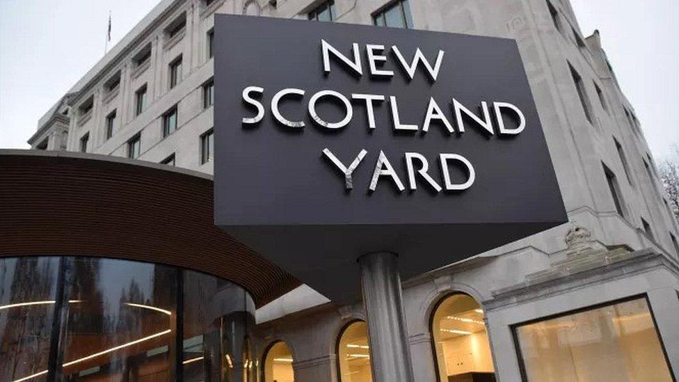 New Scotland Yard sign