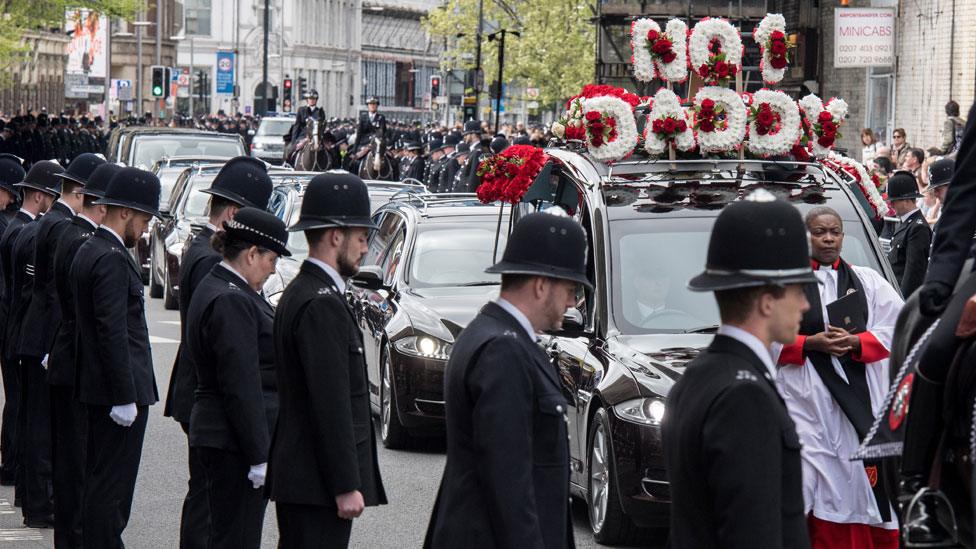 Police lining Southwark Street