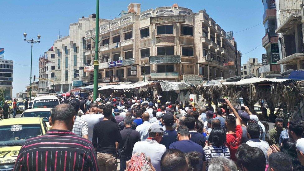 Photo provided by news outlet Suwayda24 showing anti-government protest in the city of Suweida on 9 June 2020