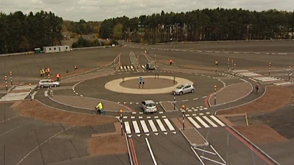 Dutch-style roundabout