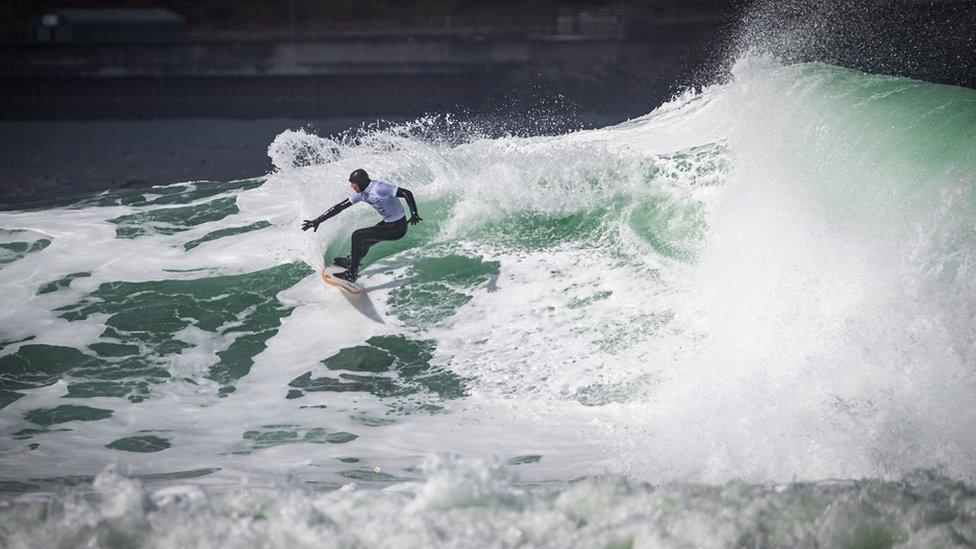 Surfing at Thurso