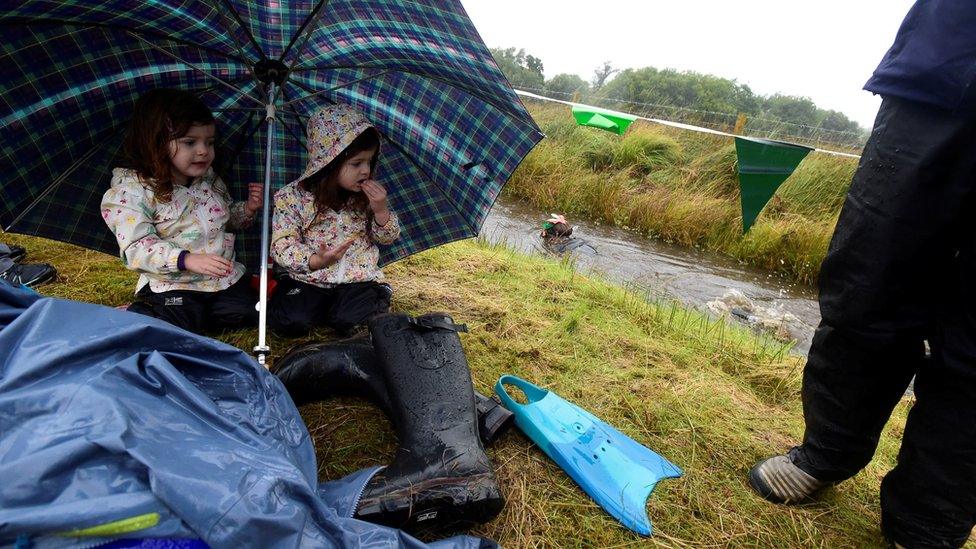 Bog snorkelling