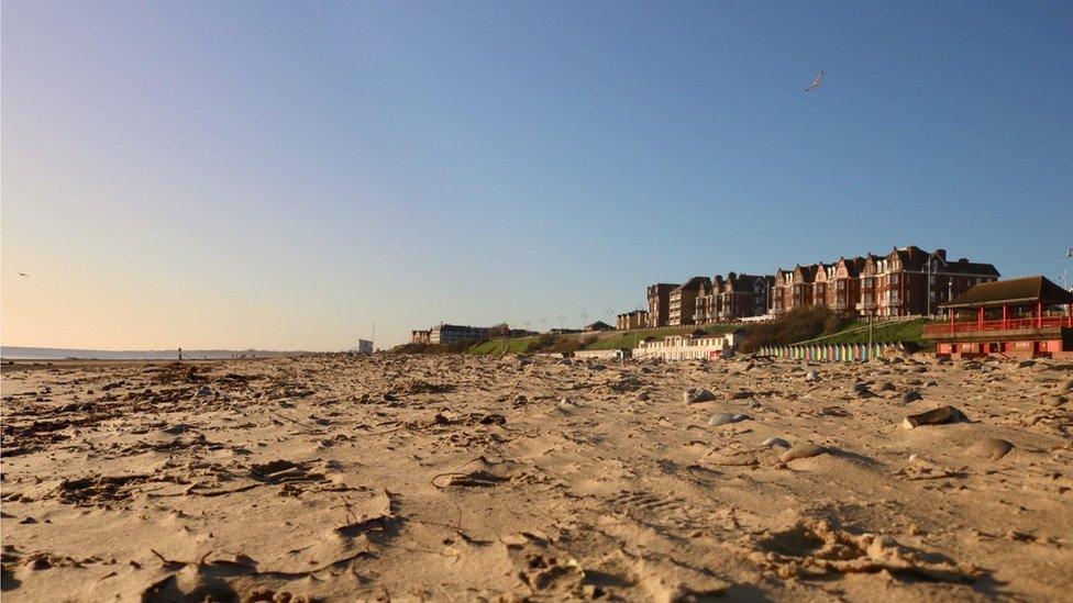 beach and town, Lowestoft