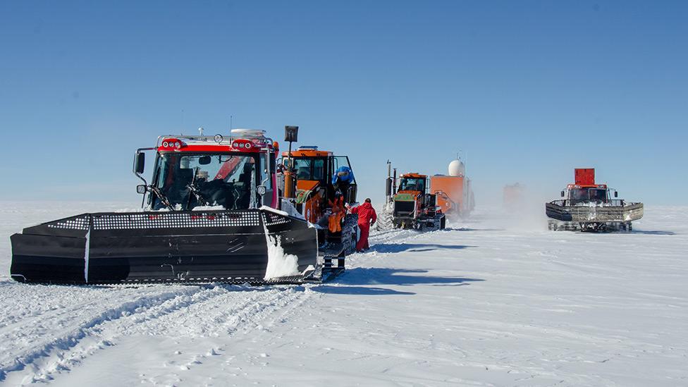 Snow tractors