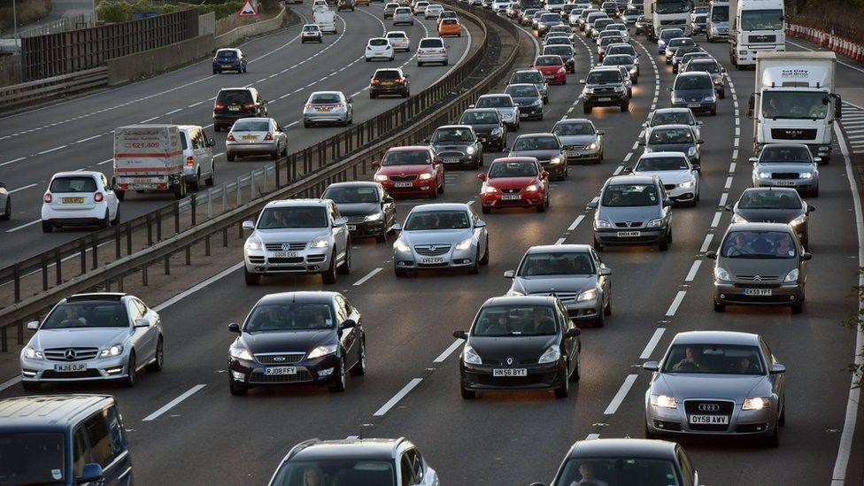 Cars on M1