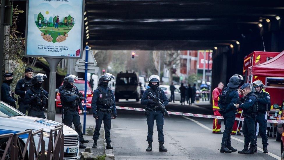 Police officers on scene in Villejuif shortly after stabbings