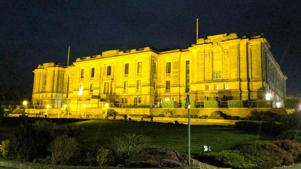 The National Library of Wales lit up yellow in celebrate Geraint Thomas's Tour de France win