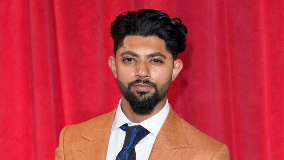 Ex-Coronation Street actor to receive 'substantial' libel damages from the Sun publisher