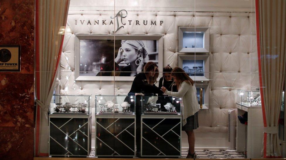 People shopping in her jewelry store in Trump Twoer