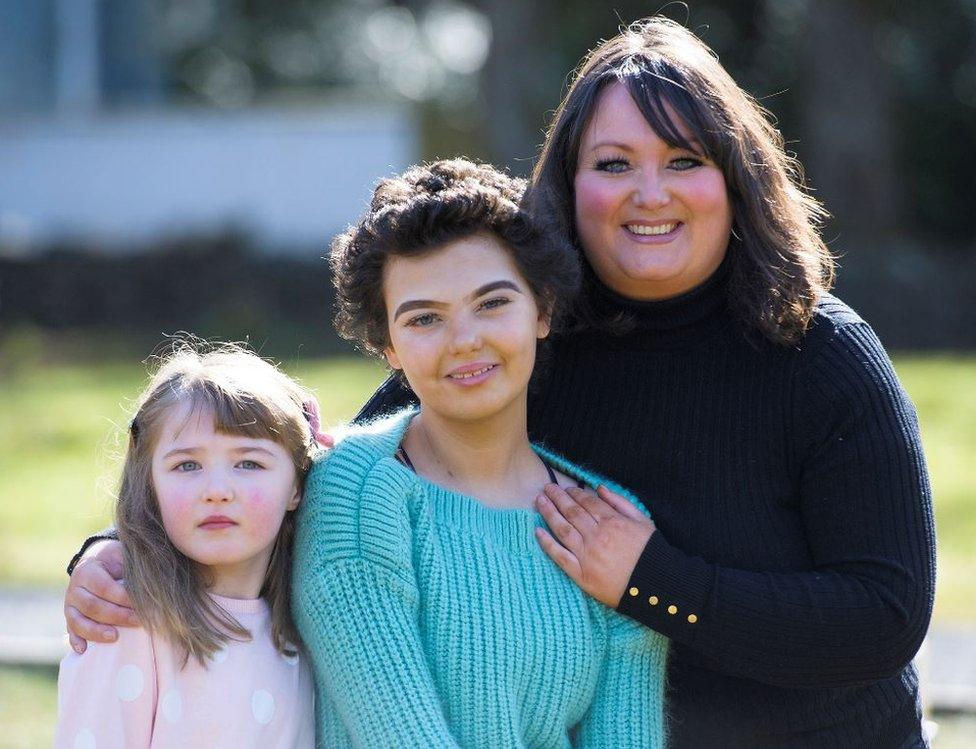 Abbe with her mum Lynn and sister Ava