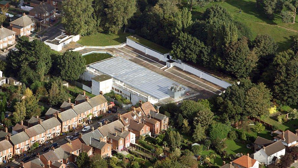 Broomhill Pool, 2010