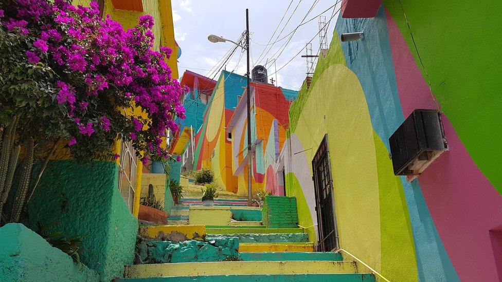 A view of a colourful alley in Palmitas