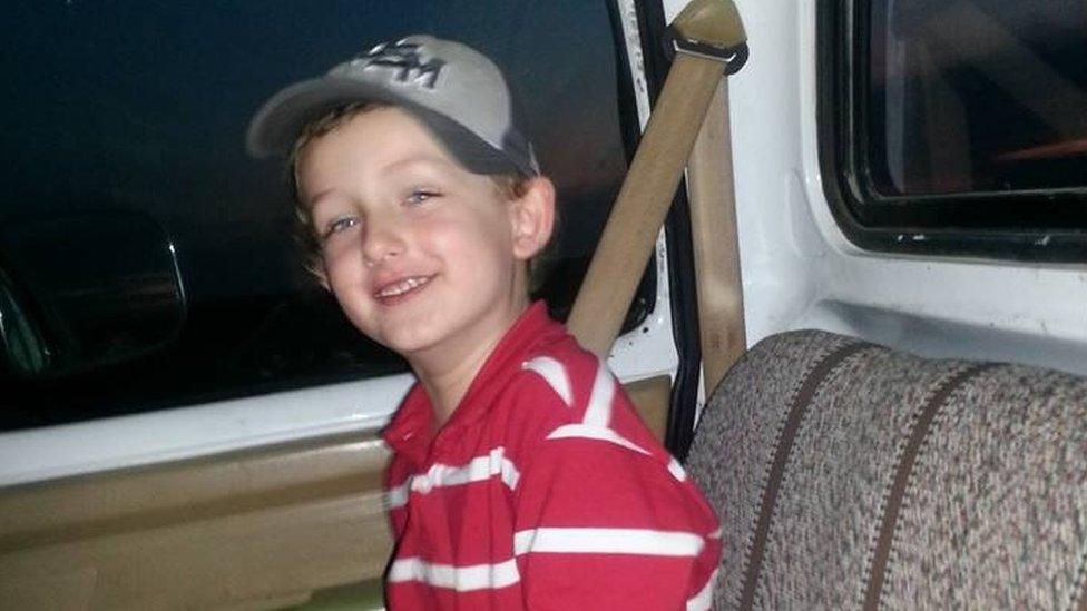 Jeremy Mardis Driver's hands 'were up' when boy killed BBC News(02)