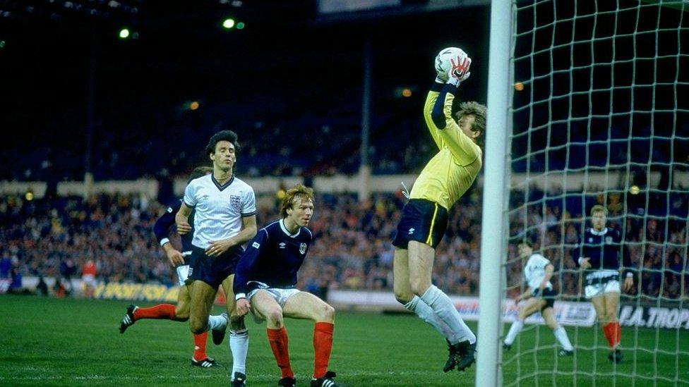 Scottish goalkeeper Alan Rough in action during a match against England at Wembley Stadium in London. England won the match 2-1. \ Mandatory Credit: David Cannon/Allsport - 1986