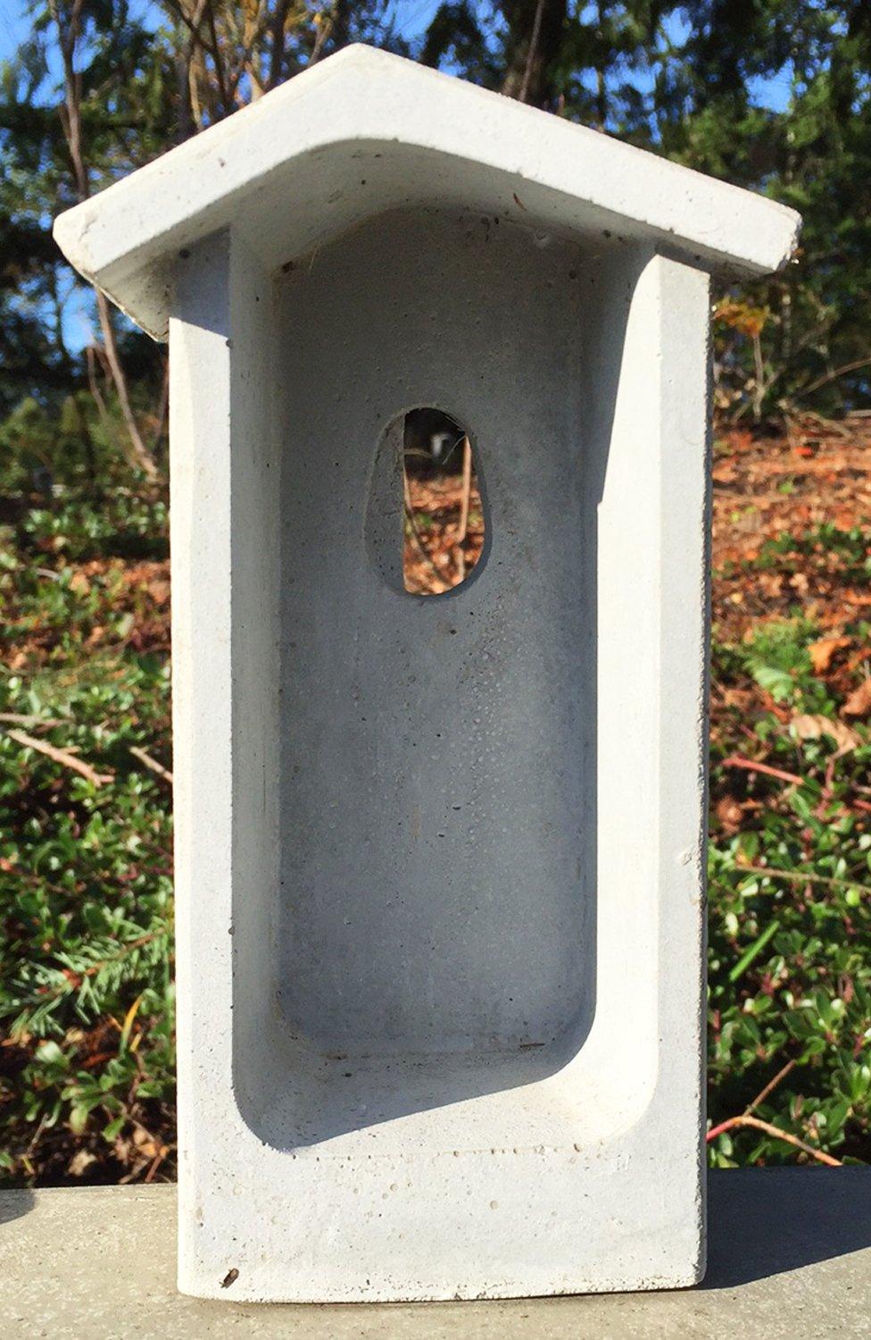 Empty spirit house