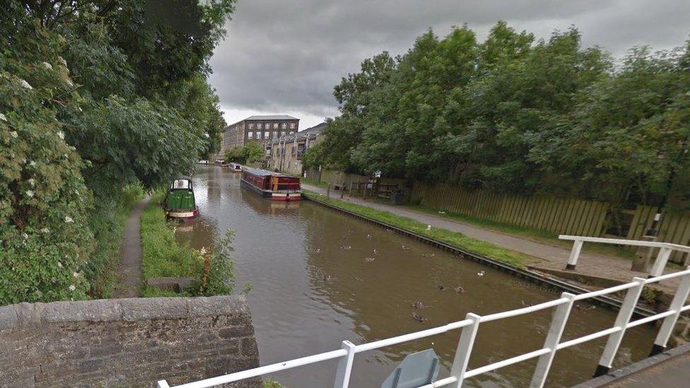 Leeds Liverpool canal in Skipton