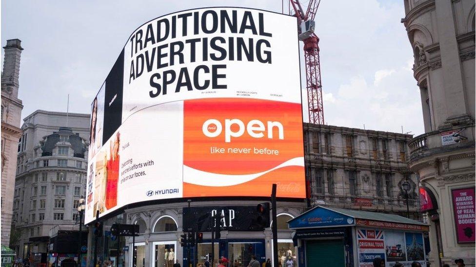 piccadilly screen