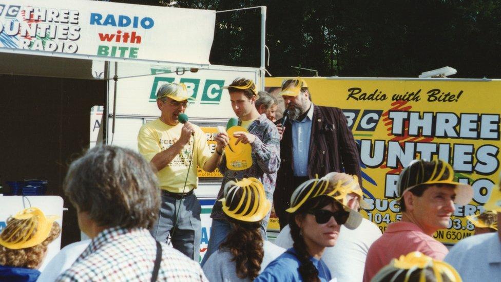 Ernie Almond on stage in 1996 with Simon Lederman, John Pilgrim and John Radford