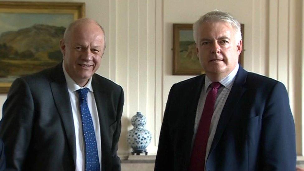 Damian Green a Carwyn Jones