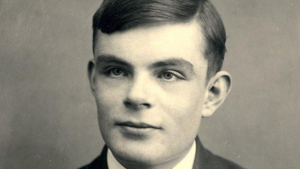 Alan-Turing.