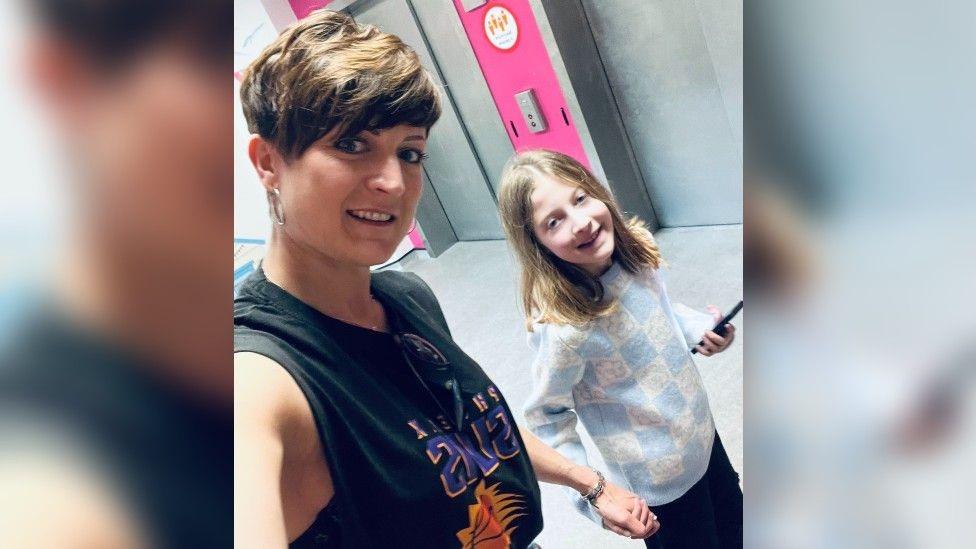 Laura Gilbert and daughter Sophie