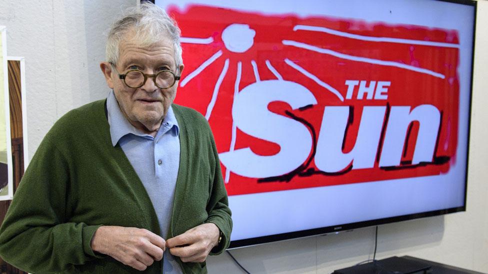 David Hockney with his redesigned Sun masthead