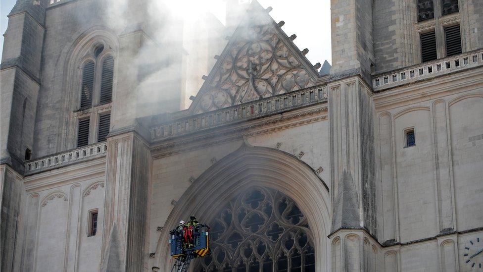 nantes cathedral fire