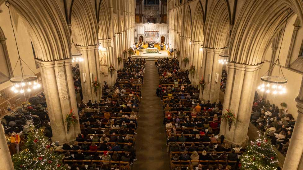 Carols on the hour at St Albans Cathedral