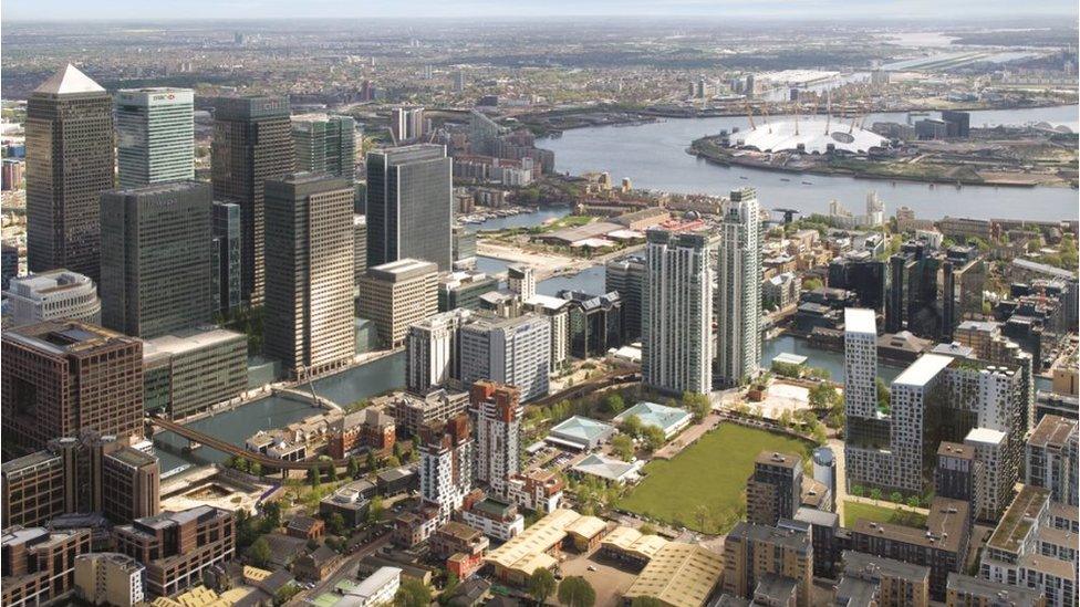 Lincoln Plaza is in the shadow of Canary Wharf