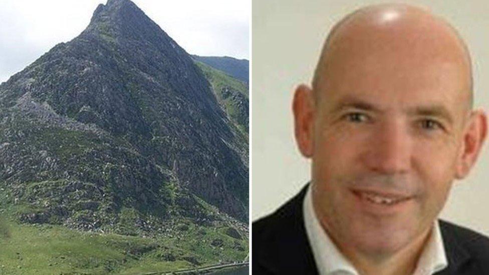 Tryfan and Prof David John Smith