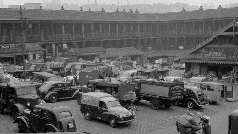 1956 in the Piece Hall