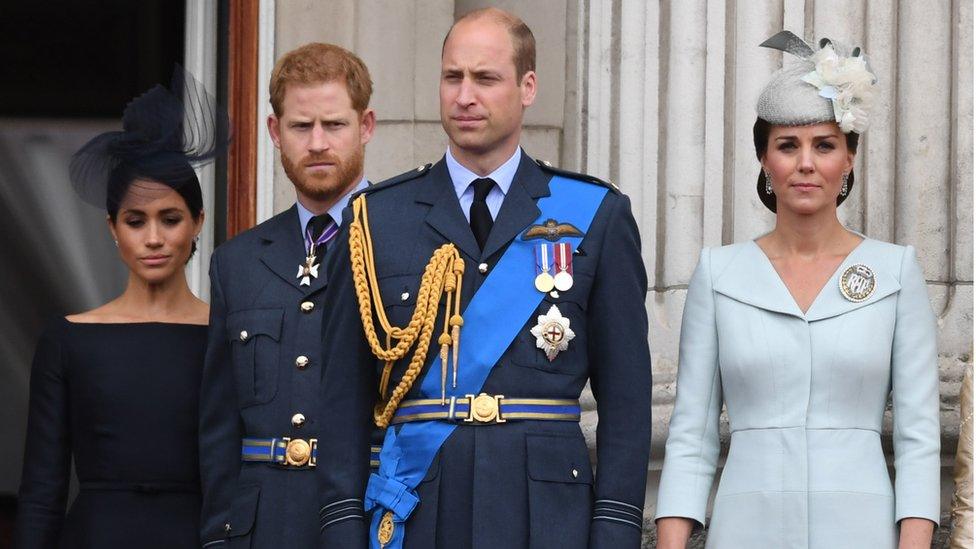 Buckingham Palace balcony