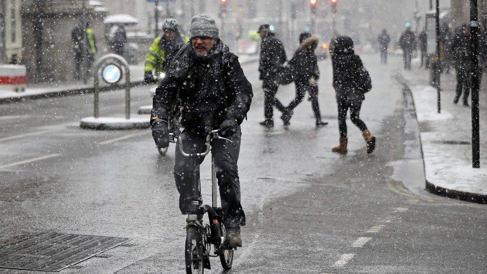 Snow in London on 2 March