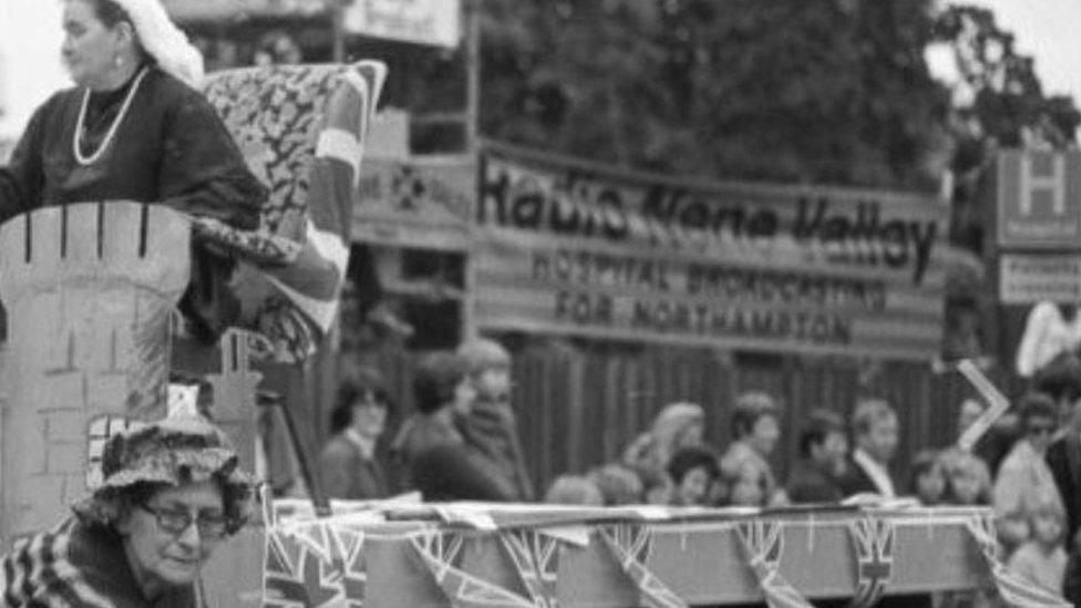 Radio Nene Valley broadcast the 1977 Silver Jubilee Carnival Parade live from Cheyne Walk in Northampton