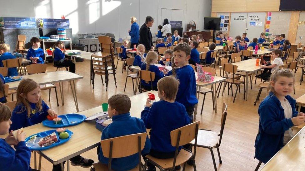 Pupils at Gillingstool Primary