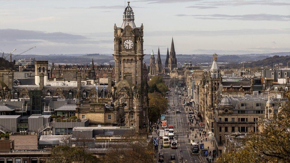 Edinburgh skyline