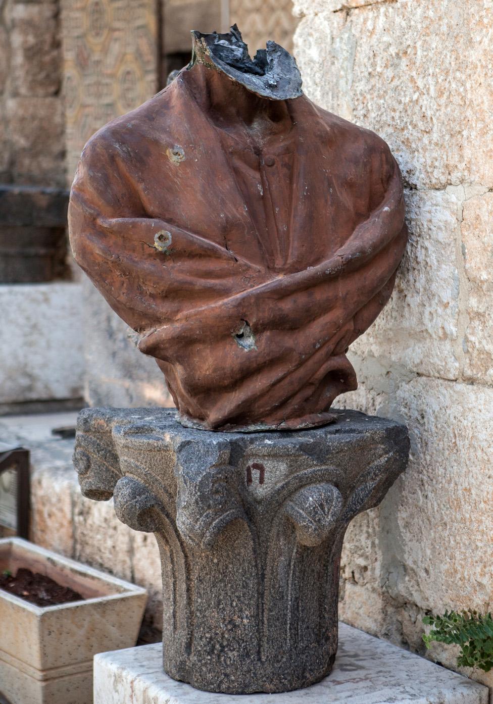 Full length headless bust