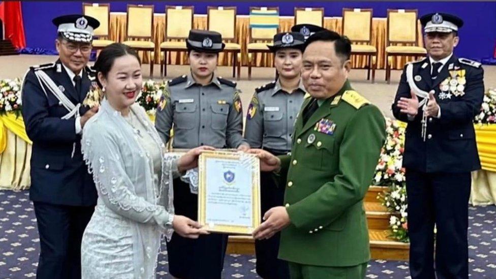 Ming Zhenzhen with Myanmar Police Chief Lieutenant General Ni Lin Aung