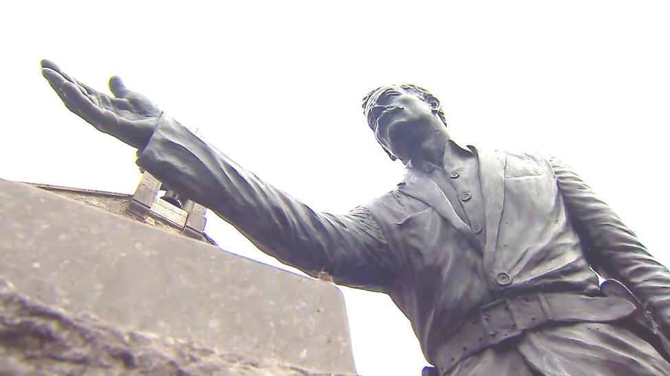 Statue of HM Stanley in Denbigh