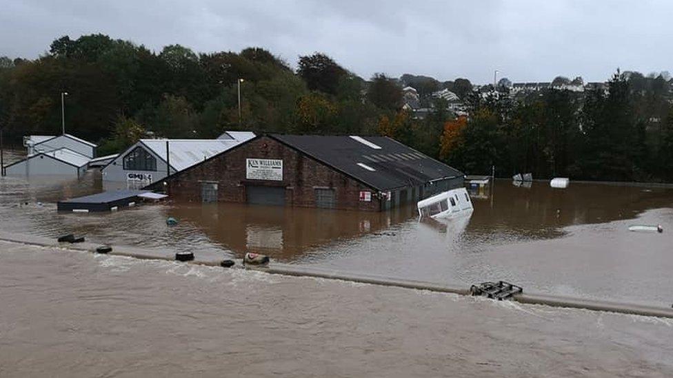 Pensarn afon Tywi