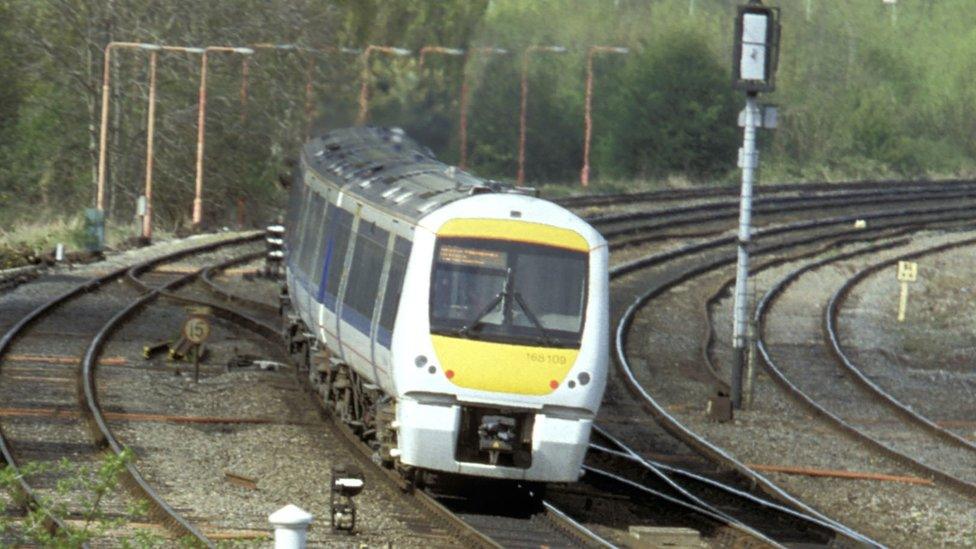 Chiltern train