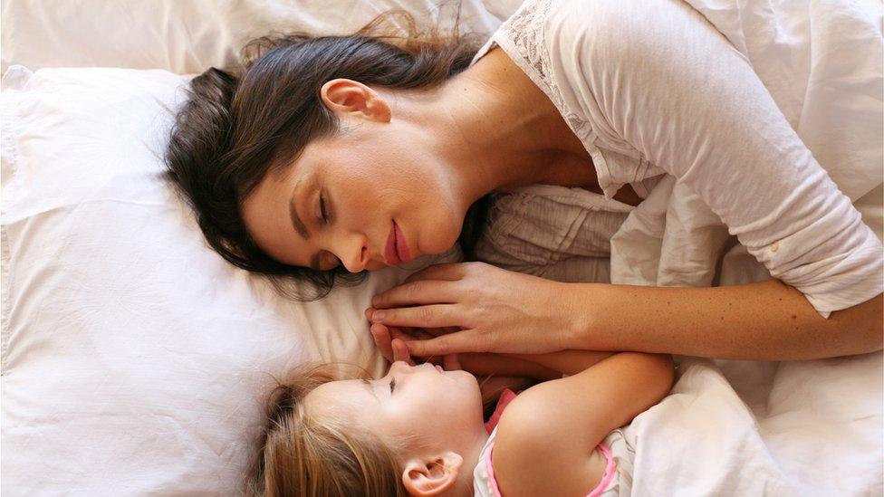 mother-and-daughter-sleeping.